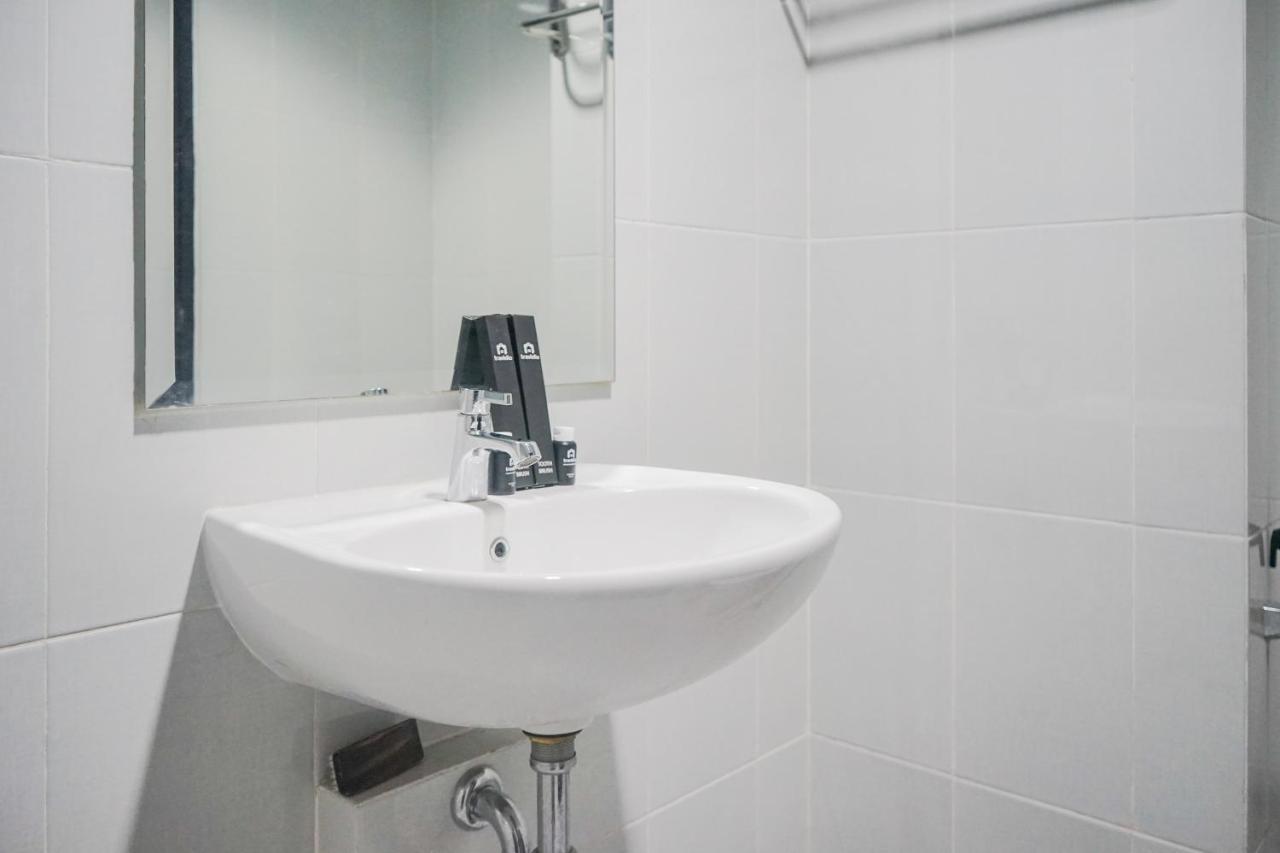 Cozy&Best View Studio Casa De Parco Apartment By Travelio Tangerang Esterno foto